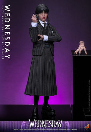 Action Figure Wednesday Mercoledì Addams Jenna Ortega Nevermore 1/6 Hot Toys