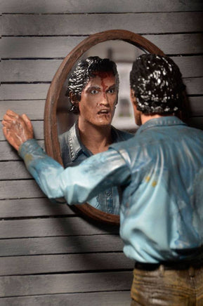 Action Figure Evil Dead 2 La Casa Ultimate Ash