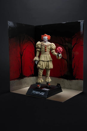 Statuetta Figure Movie Maniacs Pennywise Flashback Welcome To Derry Gold Edition