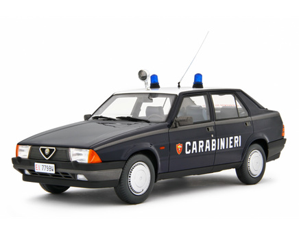Modellino Alfa Romeo 75 Carabinieri 1/18 1985 Laudaracing