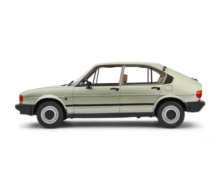 Modellino Alfa Romeo AlfaSud 1.2 1/18 Verde Laudaracing