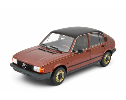 Modellino Alfa Romeo AlfaSud Valentino 1.2 1/18 Verde Laudaracing