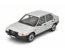 Modellino Alfa Romeo 33 1.3S Edizione 1985 Grigio 1/18 Limited Laudoracing
