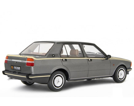 Modellino Alfa Romeo Giulietta 2.0 Super 1981 Grigia 1/18 Limited Laudoracing