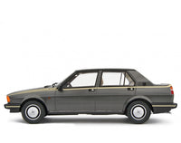 Modellino Alfa Romeo Giulietta 2.0 Super 1981 Grigia 1/18 Limited Laudoracing