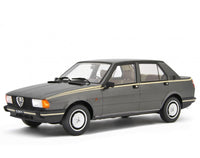 Modellino Alfa Romeo Giulietta 2.0 Super 1981 Grigia 1/18 Limited Laudoracing