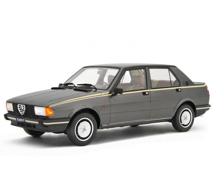 Modellino Alfa Romeo Giulietta 2.0 Super 1981 Grigia 1/18 Limited Laudoracing