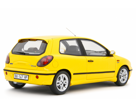 Modellino Fiat Bravo HGT 1995 Gialla 1/18 Limited Laudoracing