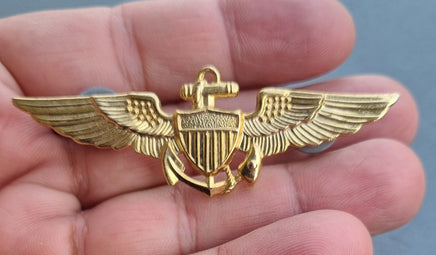 Spilla in metallo smaltato Dorato Pilota Aviatore US Navy Marina Militare USA