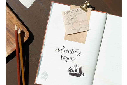 Taccuino Notebook A5 Deluxe Set The Goonies con penna luminosa