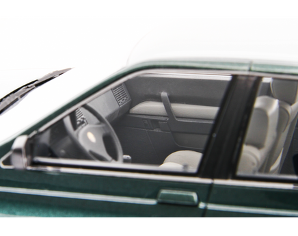 Modellino Alfa Romeo 164 2.0 Twin Spark 1987 1/18 Limited Edition Laudaracing
