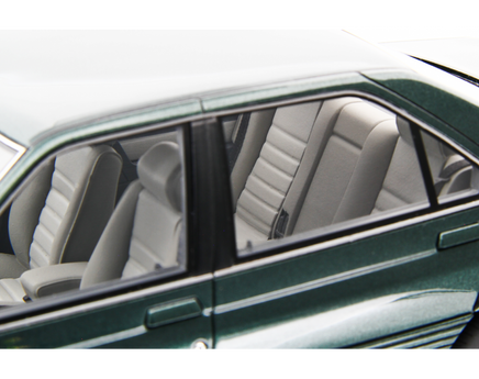 Modellino Alfa Romeo 164 2.0 Twin Spark 1987 1/18 Limited Edition Laudaracing
