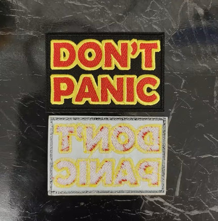 Patch Ricamata Don't Panic 8 cm termoadesiva