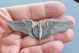 Spilla in metallo Bombardiere US Air Force Aeronautica Militare Americana RARA