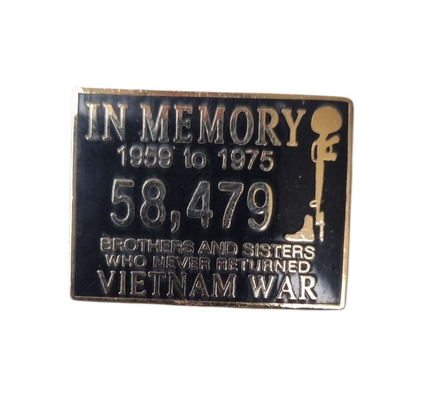 Spilla Commemorativa in metallo smaltato Veterani Guerra del Vietnam
