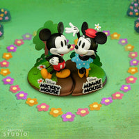 Set statuette diorama Mickey Mouse e Minnie Disney