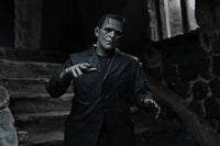 Action Figure Universal Monsters Frankenstein 90° Anniversario