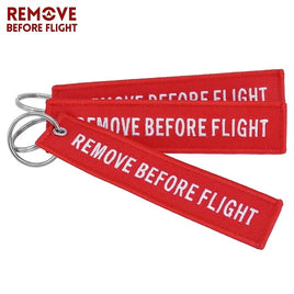 Los 3 Remove Before Flight bestickter Schlüsselanhänger Rot