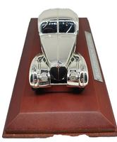 Modellino Bugatti Atlantic Coupè 1/43 Silver Cars Collection