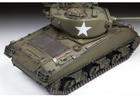 Modellino Model Kit Carro Armato M4A3 Sherman Battle Tank Scala 1/35