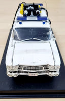 Modellino Ecto 1 Ghostbusters Special Edition 1/21