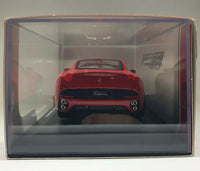 Modell Ferrari California im Maßstab 1:32