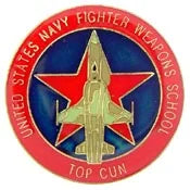 Spilla in metallo smaltato scuola Top Gun U.S. Navy